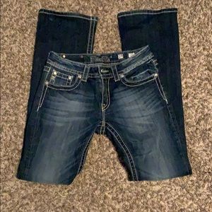 Never worn Miss Me JEANS SIZE 29